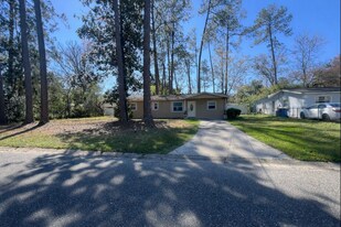 4332 Key Largo Dr in Jacksonville, FL - Building Photo