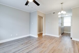 115 S Girouard Rd in Broussard, LA - Building Photo