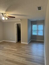 1601 Willow Way in Woodstock, GA - Foto de edificio - Building Photo