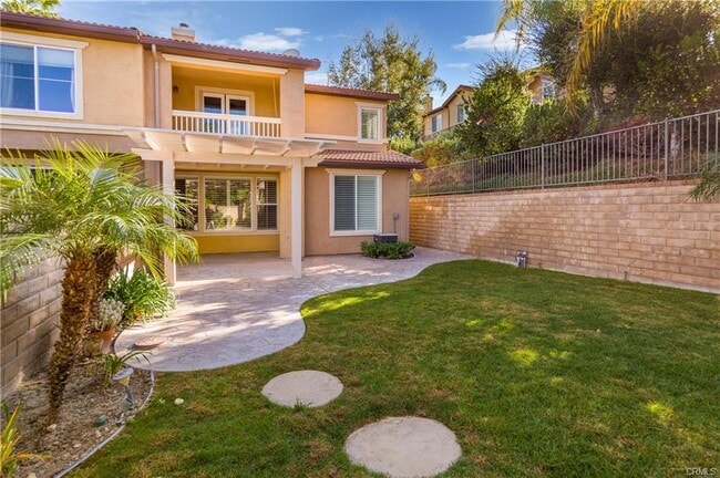 property at 25527 Via Ventana