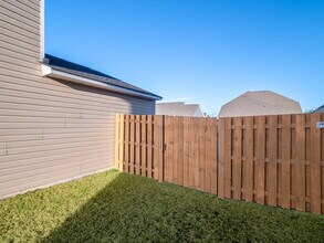 1719 Camazay Dr in Sumter, SC - Building Photo - Building Photo