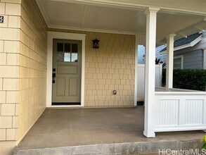 91-1405-1405 Kaileolea Dr in Ewa Beach, HI - Building Photo - Building Photo