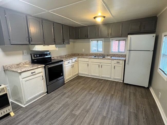 376 Hines Rd in Hogansville, GA - Building Photo - Building Photo