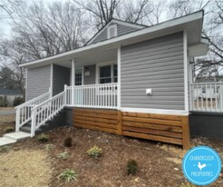 2501 Stephenson St in Durham, NC - Building Photo