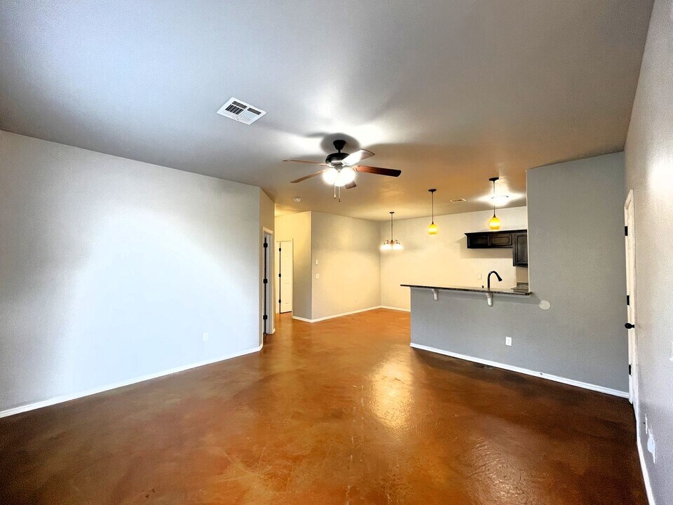 1848 Cypress Ln in El Reno, OK - Building Photo
