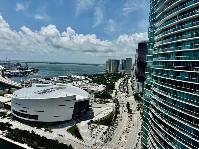 900 Biscayne Blvd in Miami, FL - Building Photo - Building Photo