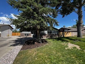 1606 Banyan Dr in Fort Collins, CO - Building Photo - Building Photo