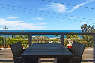 Oceanview Units in Laguna Beach, CA - Building Photo - Interior Photo