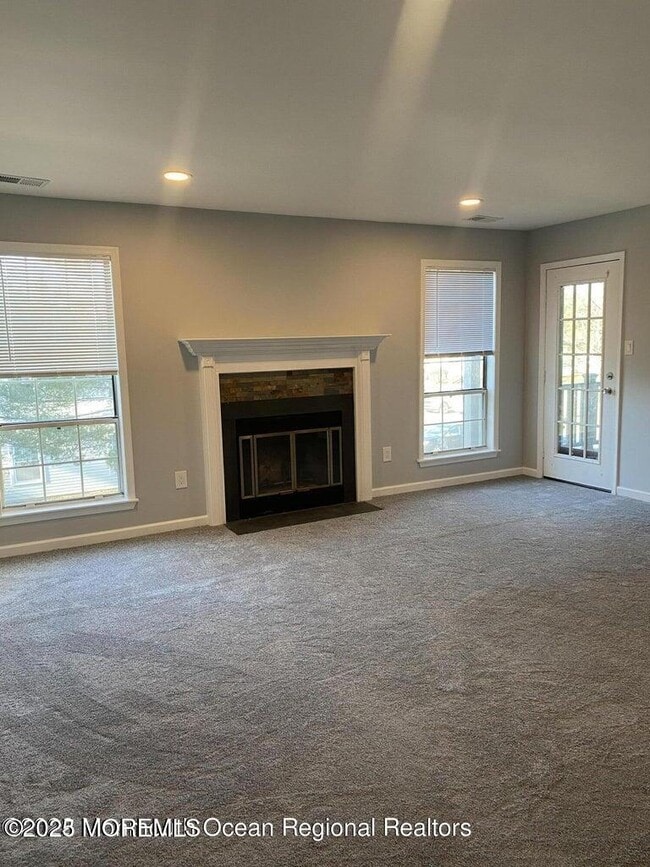 429 Hancock Pl in Morganville, NJ - Building Photo - Building Photo