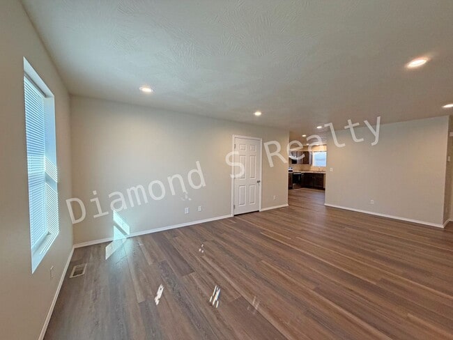 2038 N Summit Ave in Springfield, MO - Building Photo - Building Photo