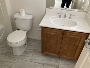 2008 Granemore St in Las Vegas, NV - Building Photo - Building Photo