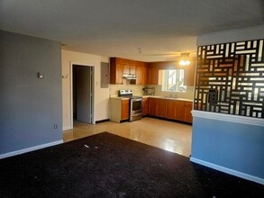 88 Albert Ave in Springfield, MA - Building Photo - Building Photo