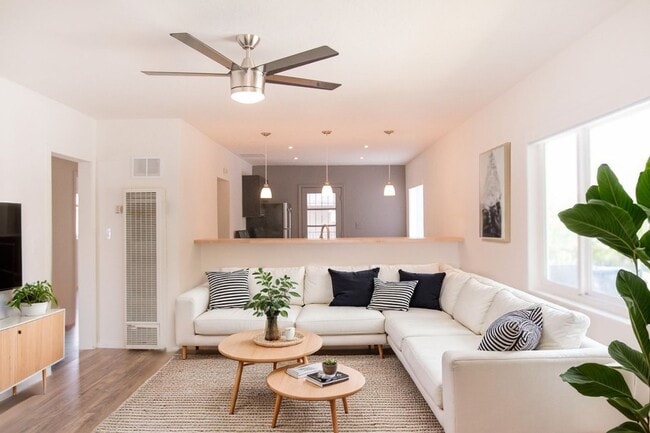 property at 723 40th St