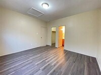 1681 Nichole Woods Dr photo'