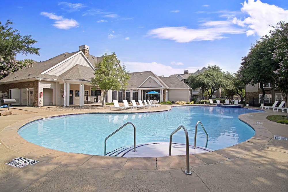 The Lodge at River Park in Fort Worth, TX - Foto de edificio