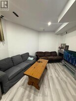 25 Hearth Pl in Toronto, ON - Building Photo