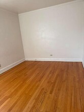 7745 Tripp Ave in Skokie, IL - Building Photo - Building Photo