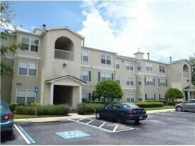 18318 Bridle Club Dr in Tampa, FL - Building Photo