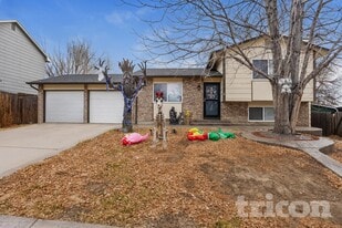 6855 Cedar Edge Dr in Colorado Springs, CO - Building Photo