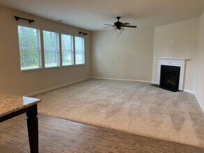 3919 Arrowfeather Ct in Buford, GA - Building Photo - Building Photo