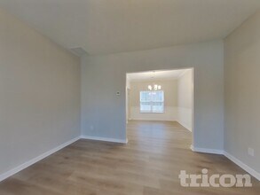 427 Sapphire Bend in Riverdale, GA - Building Photo - Building Photo