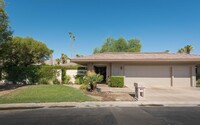 22 Cornell Dr in Rancho Mirage, CA - Foto de edificio - Building Photo