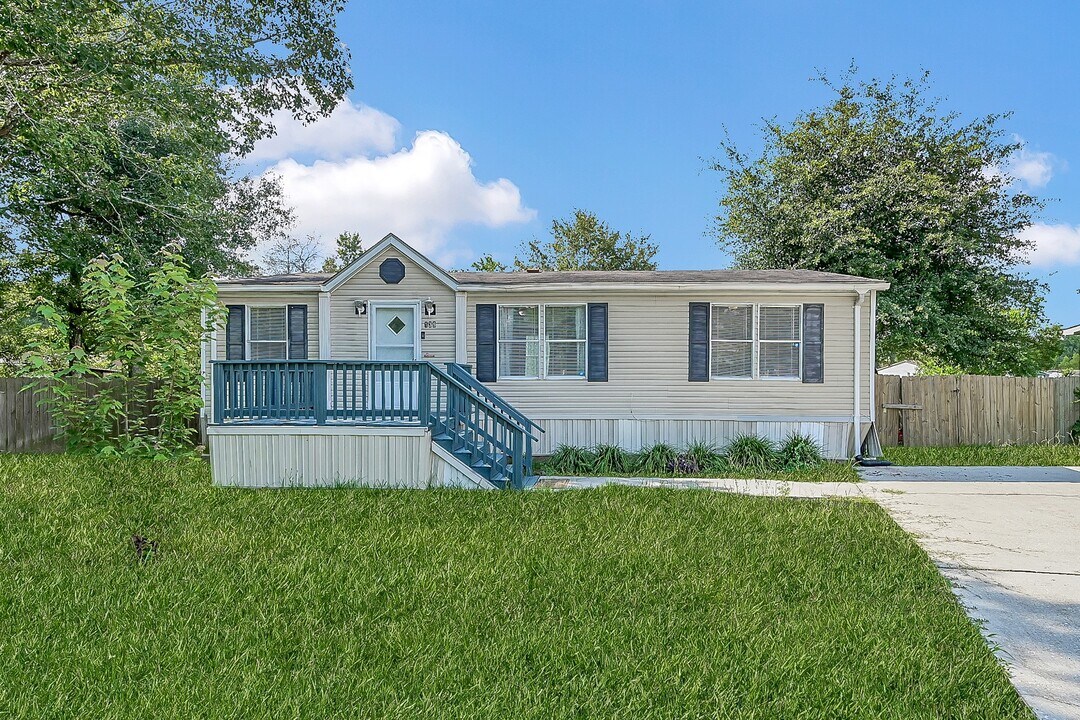 139 Pegasus Ct in Conroe, TX - Building Photo