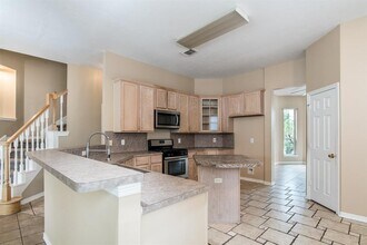 10831 Summer Meadows Ct in Houston, TX - Building Photo - Building Photo