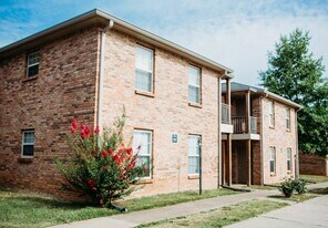 112 Ballygar St, Unit G in Clarksville, TN - Building Photo