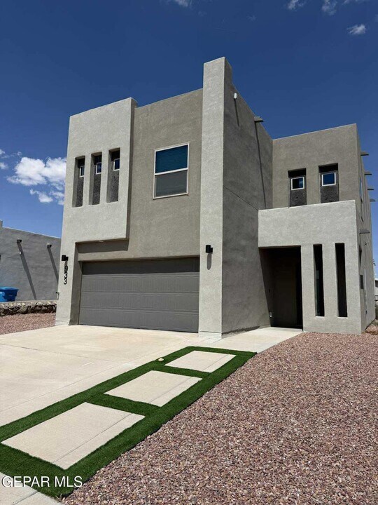 933 Desert Verbena in Socorro, TX - Building Photo