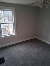 1753 E Kenworth Rd in Columbus, OH - Building Photo - Building Photo