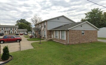 203 N Division St in Mount Carmel, IL - Building Photo - Building Photo