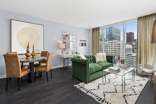 119 W Randolph St, Unit 1705 in Chicago, IL - Building Photo