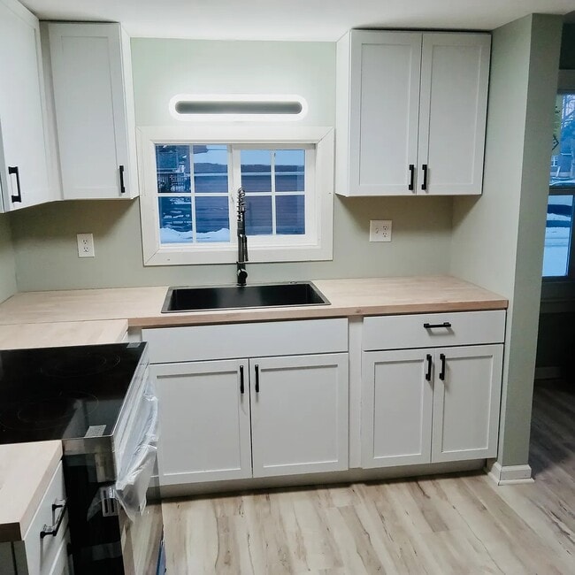 5023 OH-132 in Batavia, OH - Building Photo - Building Photo