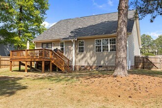 686 Colonial Hills Dr in Lillington, NC - Building Photo - Building Photo