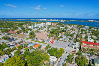 131 S Federal Hwy in Lake Worth Beach, FL - Foto de edificio - Building Photo