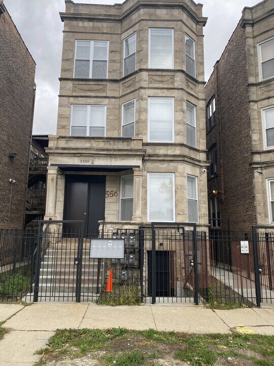 3550 W 13th Pl in Chicago, IL - Building Photo