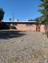 7421 E 33rd St in Tucson, AZ - Building Photo - Building Photo