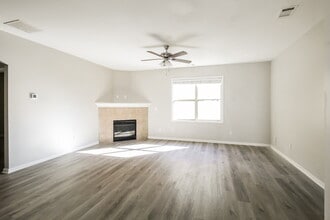 30 Inverness Ave in Newnan, GA - Building Photo - Building Photo