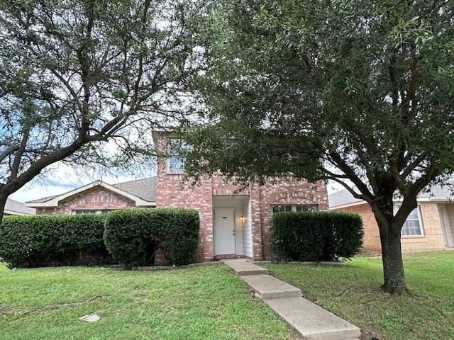 2431 Marimont Ln in Lancaster, TX - Building Photo - Building Photo