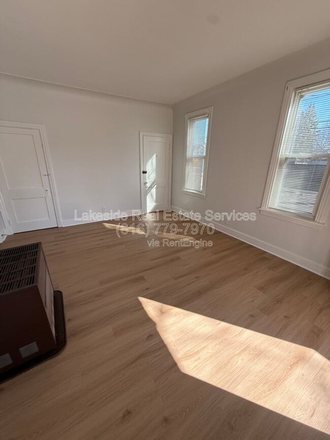 1101 Dayton St SW in Grand Rapids, MI - Building Photo - Building Photo