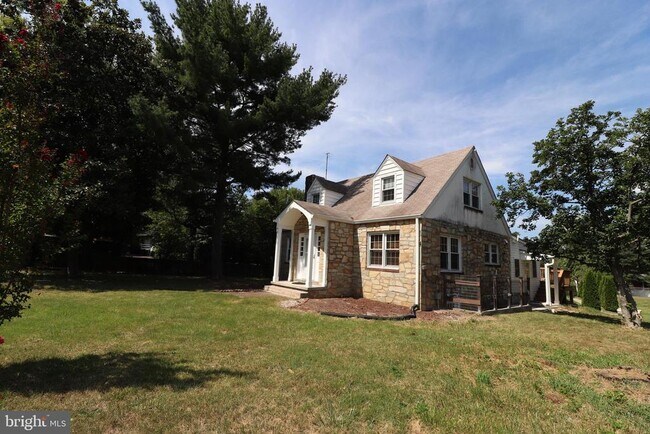 4006 Buckman Rd in Alexandria, VA - Building Photo - Building Photo