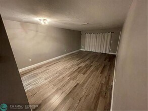 10875 NW 29th Manor in Sunrise, FL - Building Photo - Building Photo