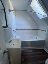 165 Beacon St, Unit 3 in Clinton, MA - Building Photo - Building Photo