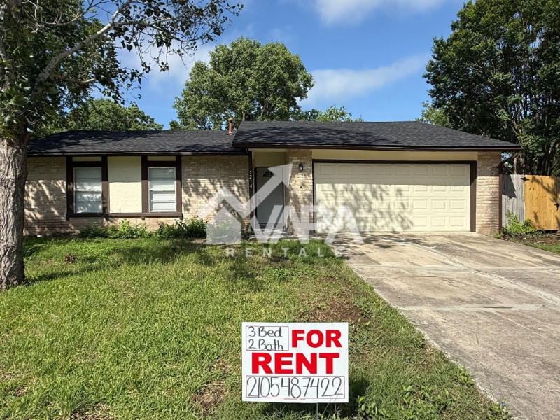 5214 Charolais Dr in San Antonio, TX - Building Photo