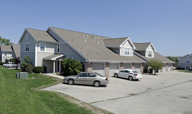 Lake Terrace Apartments in Jackson, WI - Building Photo - Building Photo