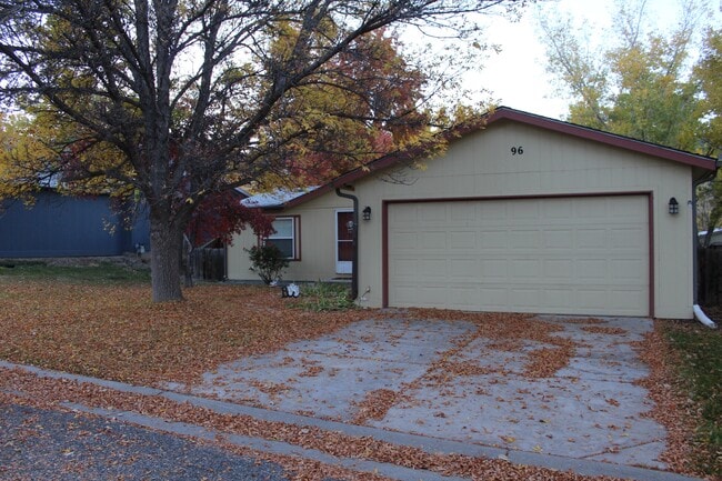 property at 96 E Bonanza Pl