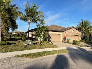 property at 9125 Glenforest Dr