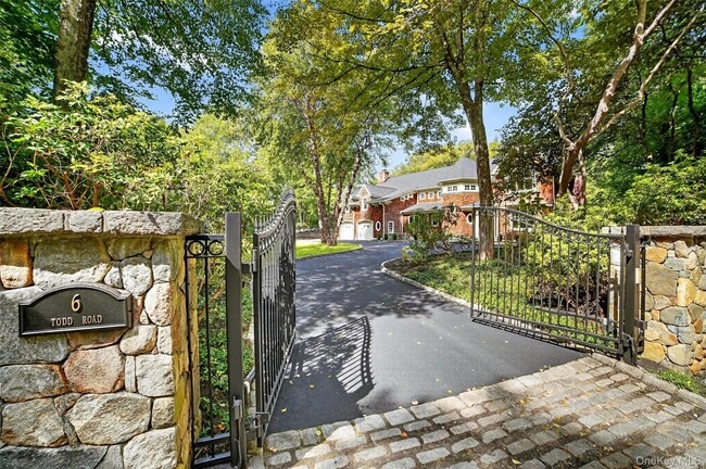 6 Todd Rd in Katonah, NY - Building Photo - Building Photo