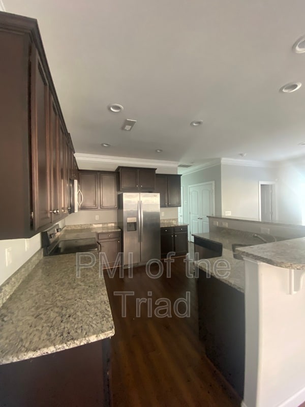 1146 Augustine Heights Dr in Winston-Salem, NC - Building Photo - Building Photo